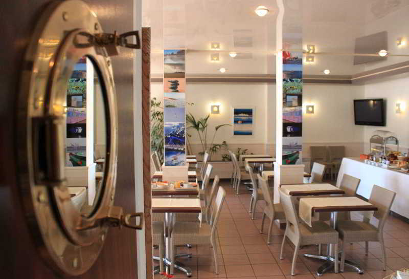 The Originals Boutique, Hotel Admiral'S, Les Sables-dʼOlonne Exteriör bild
